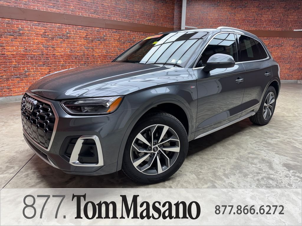 2023 Audi Q5 45 Premium Plus's photo