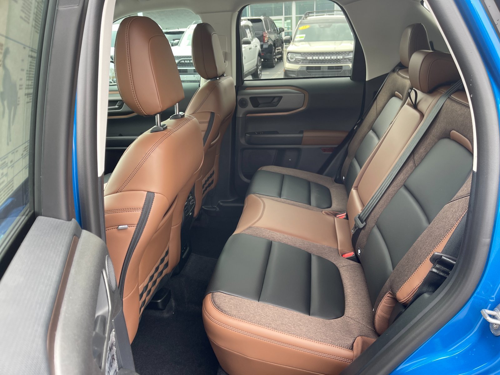 New 2026 Velocity Blue Metallic Ford Outer Banks® image 13