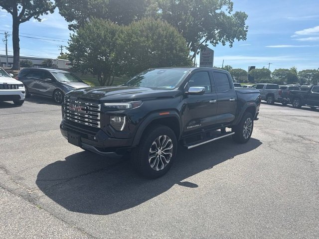 2023 GMC Canyon Denali