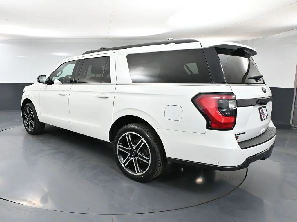 Used 2021 White Ford Limited image 6