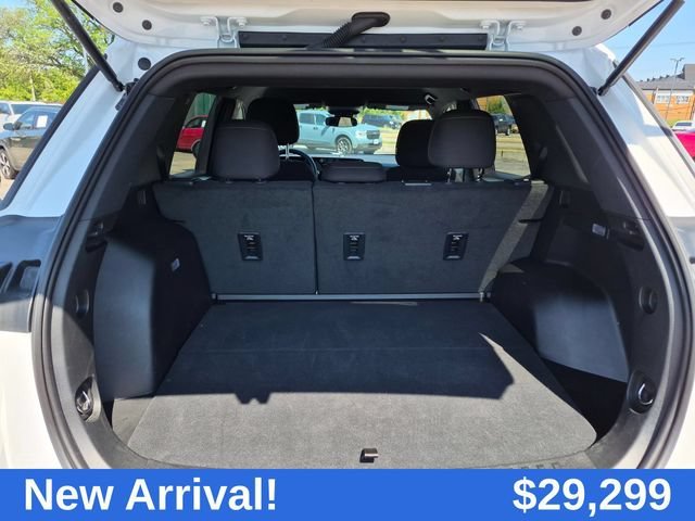 Used 2026 Summit White Chevrolet LT image 26