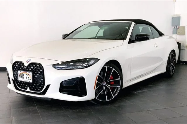 2023 BMW 4 Series M440i Convertible's photo