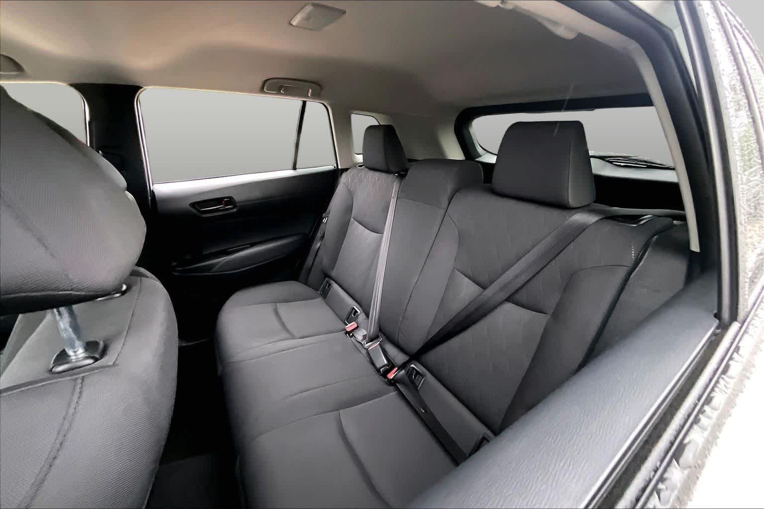 Used 2026 Wind Chill Pearl Toyota LE image 20