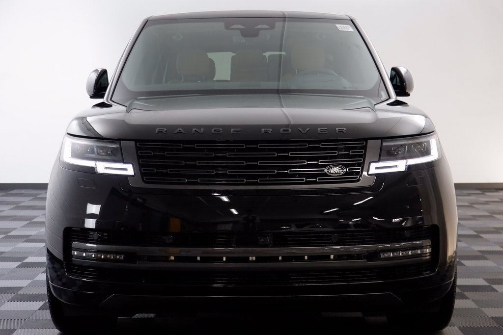 New 2026 Santorini Black LAND ROVER SE LWB 7-Seats / V8 image 25