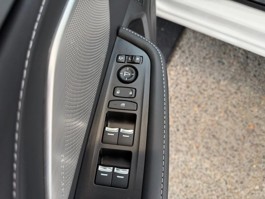 New 2026 Platinum White Pearl Acura Advance Package image 13