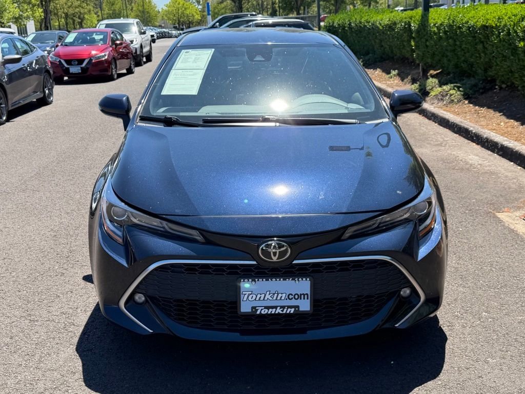 Used 2022 Galactic Aqua Mica Toyota XSE image 3