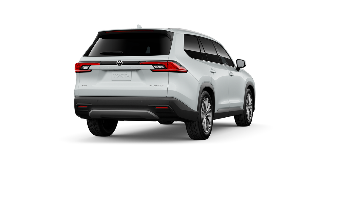 New 2026 Wind Chill Pearl Toyota Platinum image 9