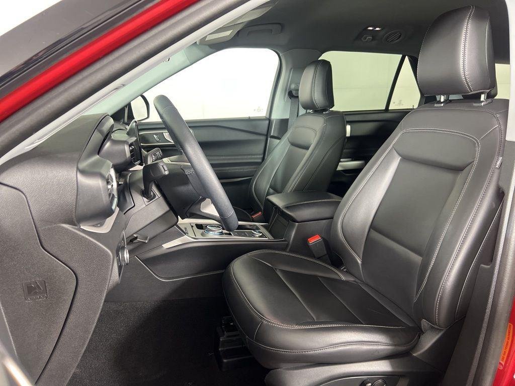 2024 Ford Explorer XLT - Photo 10