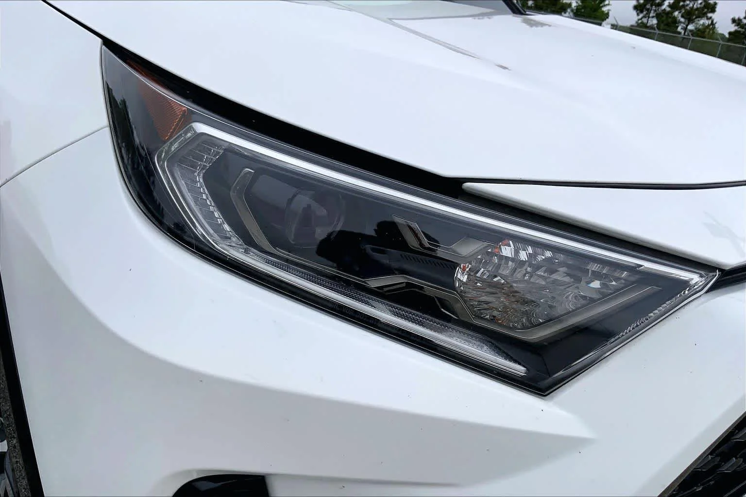 Used 2021 Super White Toyota SE image 27