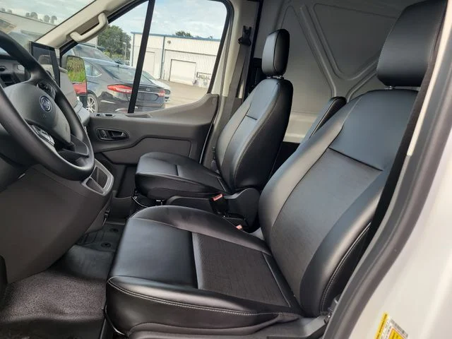 New 2026 Oxford White Ford Base image 20