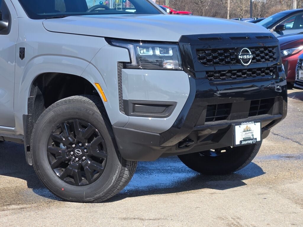 New 2026 Boulder Gray Pearl Nissan Crew Cab SV image 2