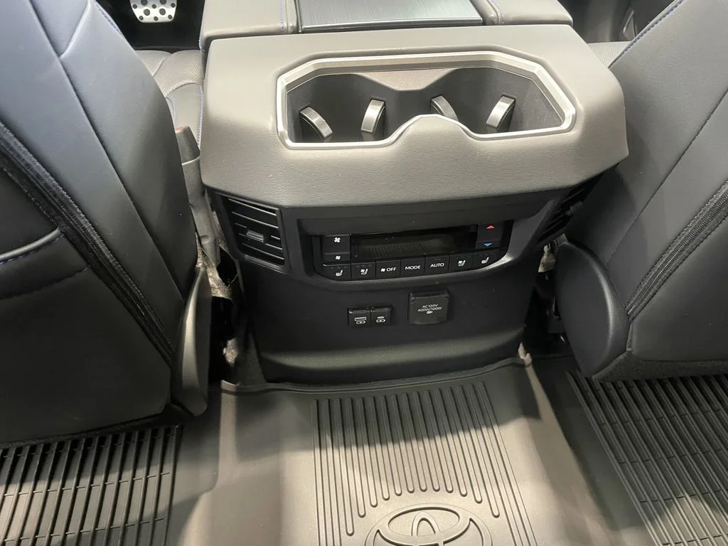 New 2026 Wind Chill Pearl Toyota Platinum image 14