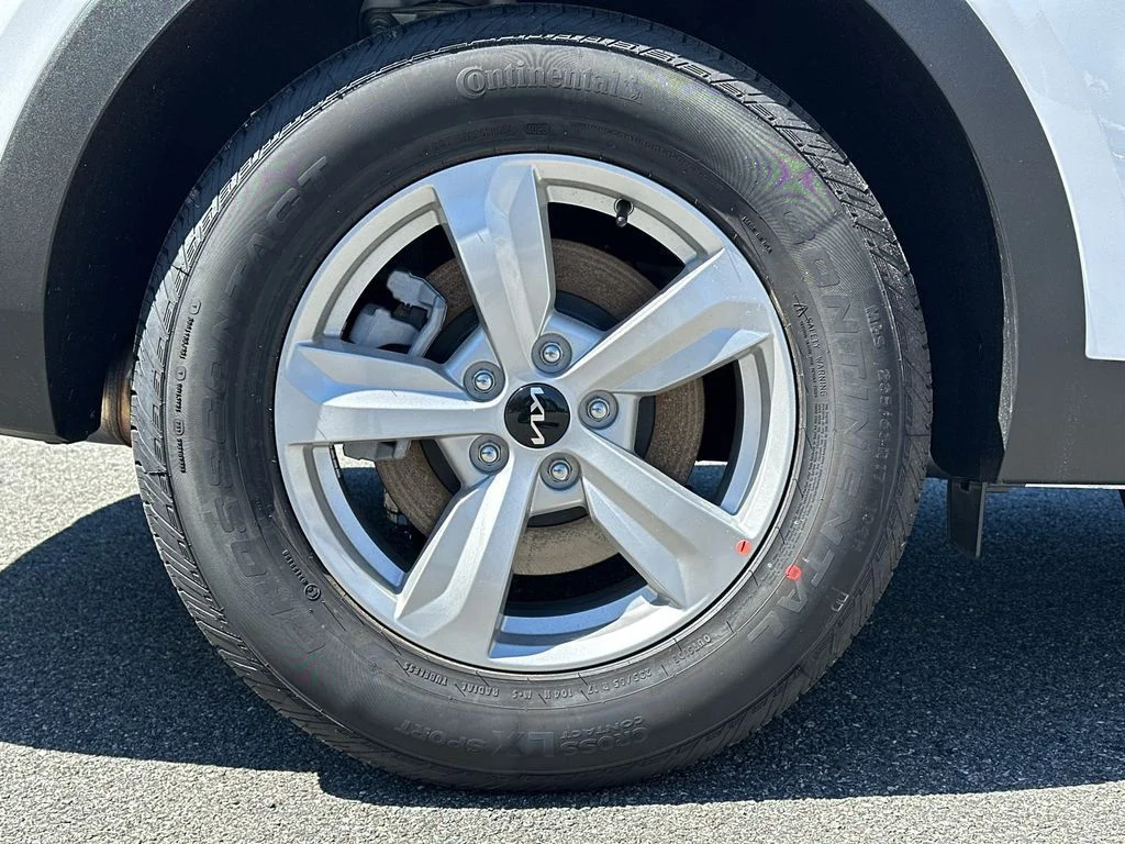 New 2026 White Kia LX image 17