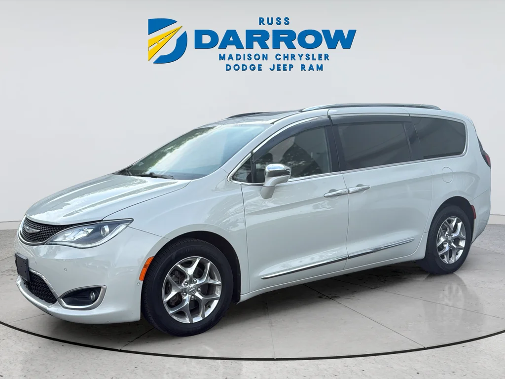 Certified Used 2019 White Chrysler Limited image 1