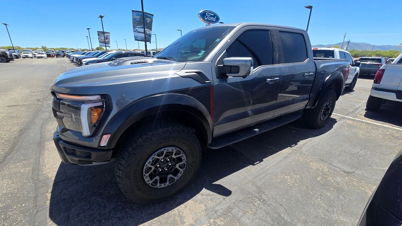 2025 Ford F-150 Raptor 4x4 SuperCrew 5-1/2 Box's photo