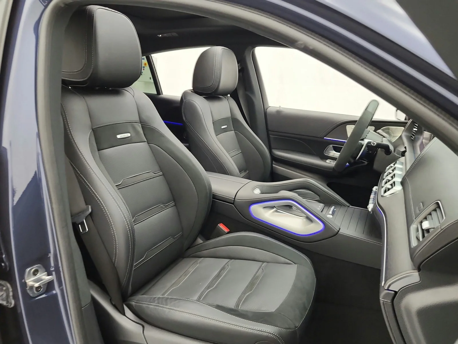 Certified Used 2024 Twilight Blue Metallic Mercedes-Benz AMG® GLE 53 4MATIC+ Coupe image 21