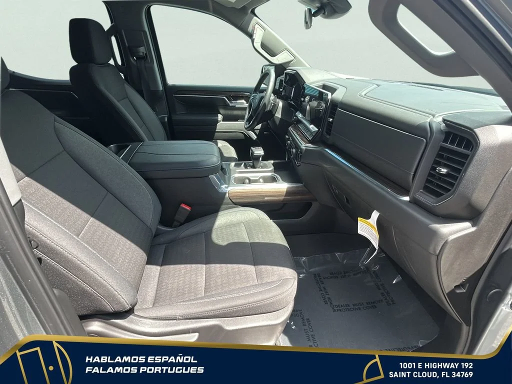 Used 2025 Sterling Gray Metallic Chevrolet RST image 36