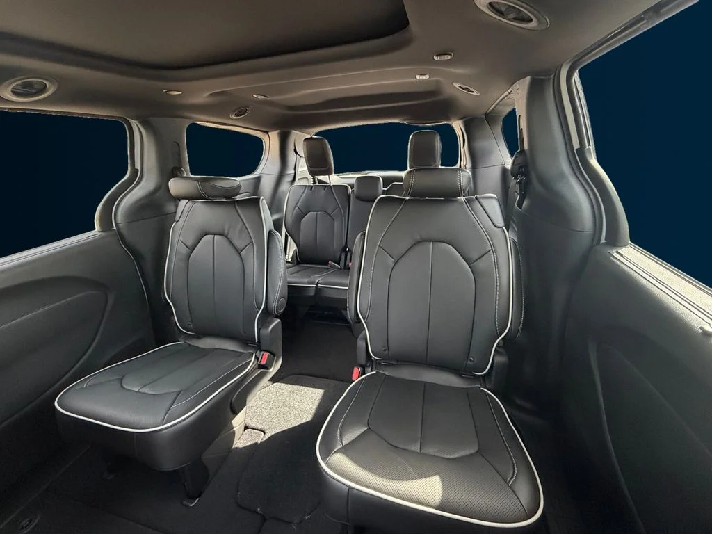 New 2026 White Chrysler Limited image 16