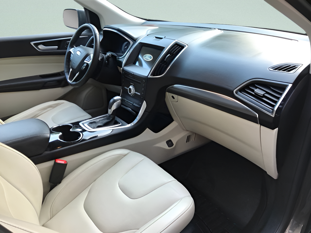 Used 2018 Gray Ford Titanium image 14