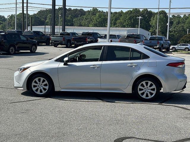 Certified Used 2023 CLASSIC SILVER METALLIC Toyota  image 5