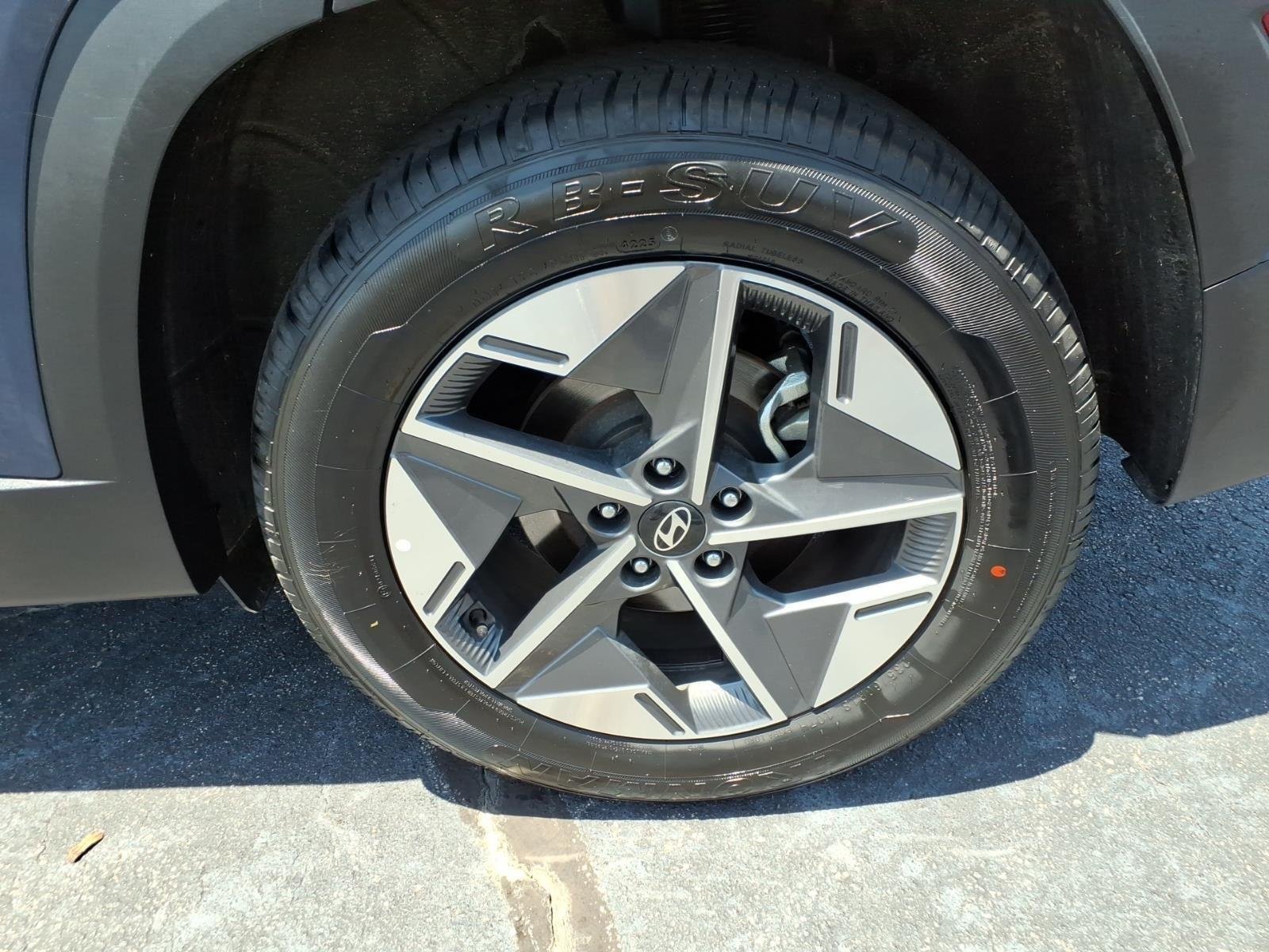 Used 2025 Atlantis Blue Hyundai SEL image 14