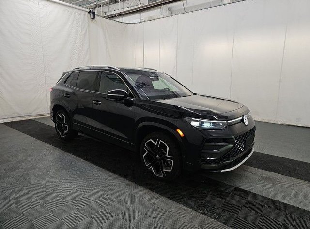2025 Volkswagen Tiguan 2.0T SEL R-Line