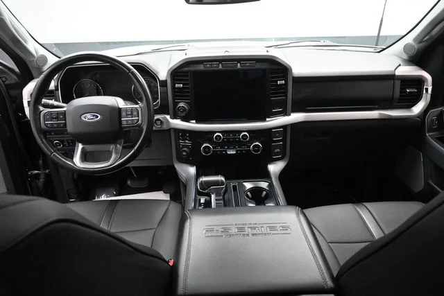 Certified Used 2023 Avalanche Ford XLT image 23