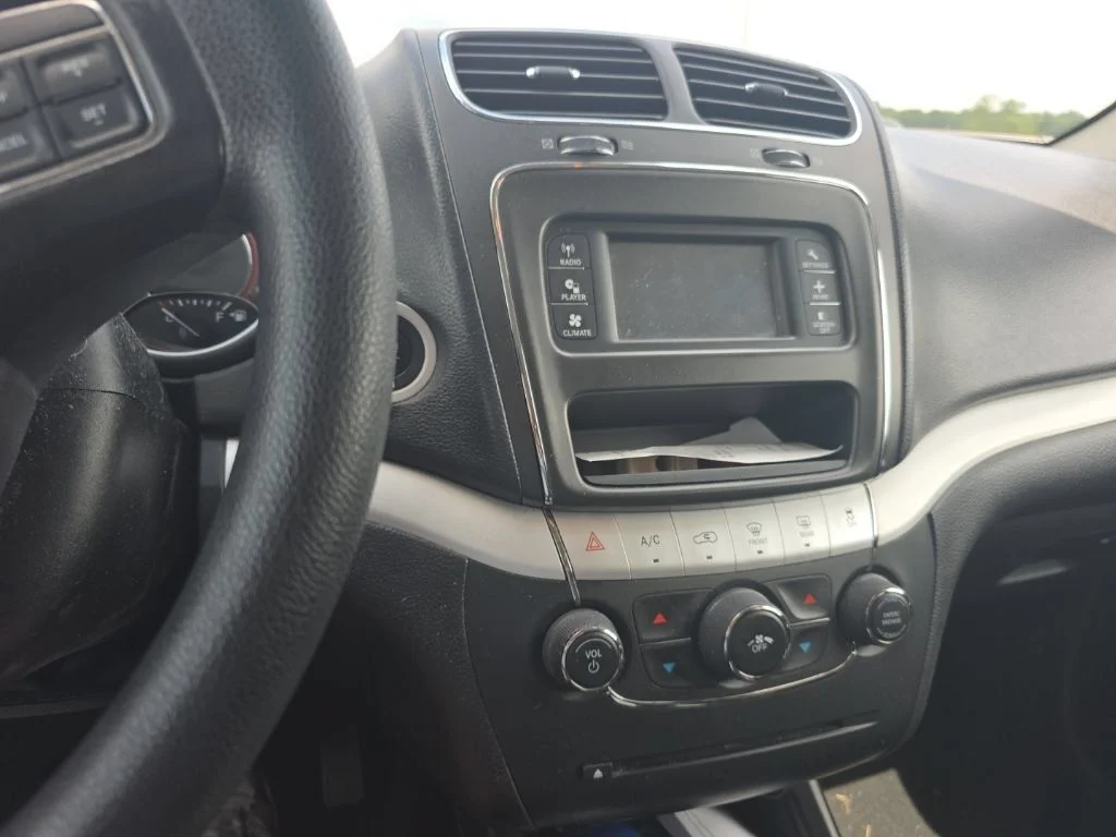 Used 2017 Contusion Blue Pearlcoat Dodge SE image 16