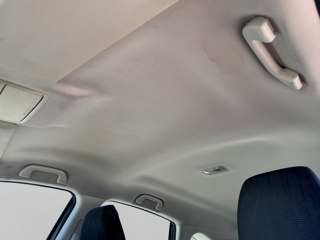 Used 2014  Honda LX image 18