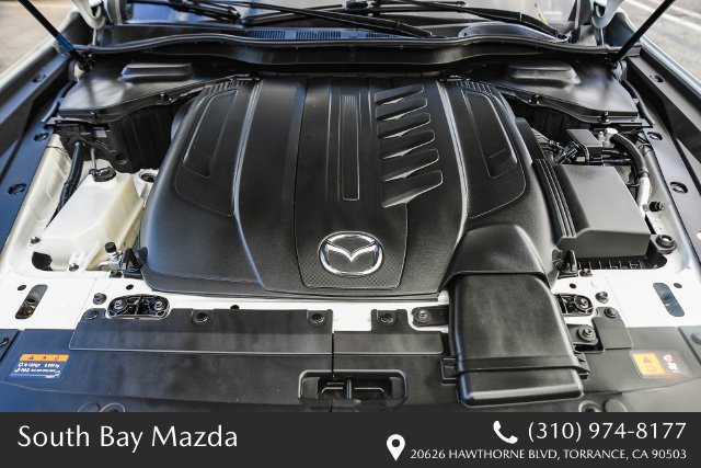 Certified Used 2025 White Mazda 3.3 Turbo Preferred image 27