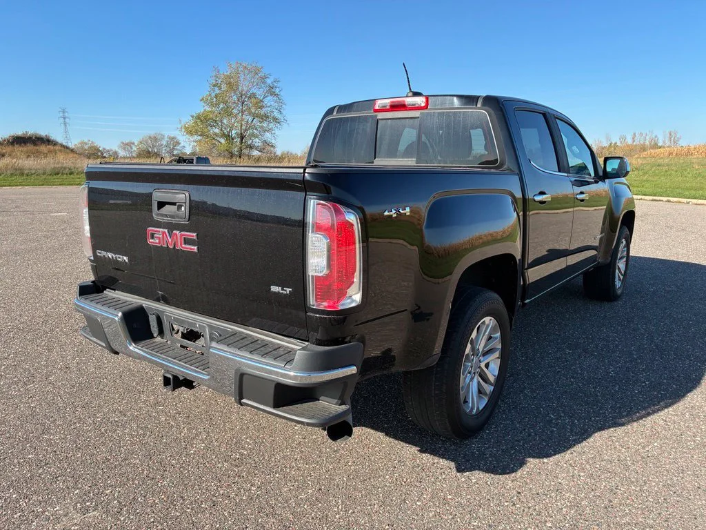 Used 2018 Black GMC SLT image 8