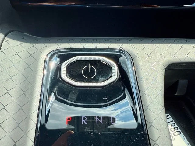 2025 Jeep Wagoneer S Limited - Photo 33