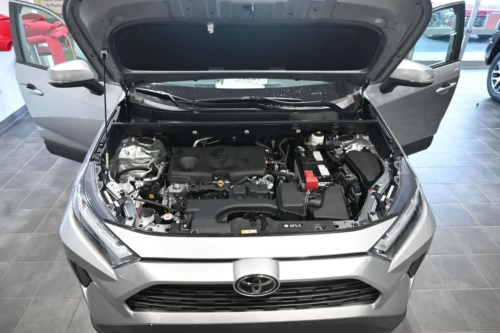 Used 2023 Silver Toyota XLE image 25