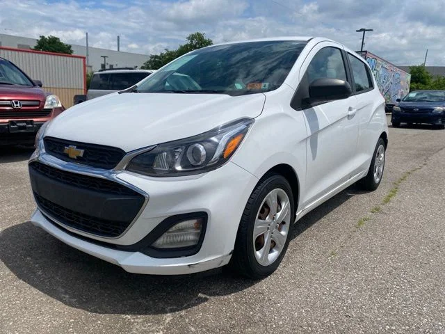 Used 2020 White Chevrolet LS image 3
