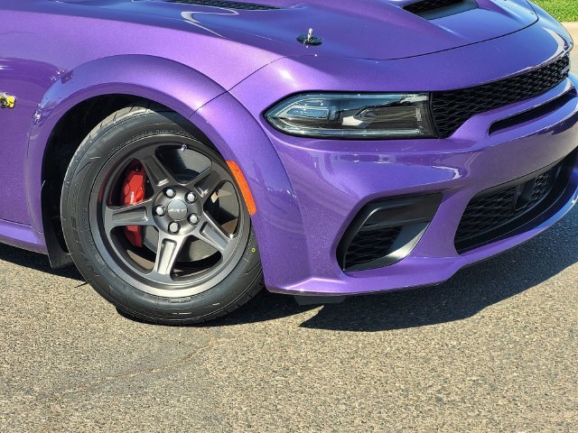 Used 2023 Purple Dodge R/T Scat Pack image 9