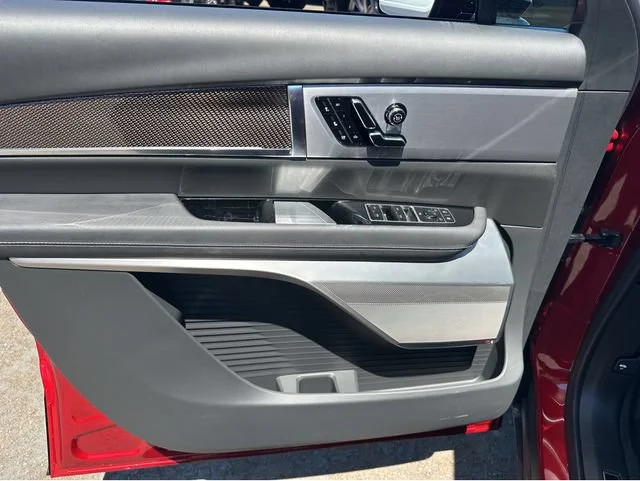 2027 Cadillac VISTIQ Sport - Photo 24