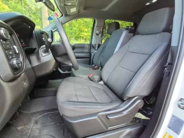 Used 2023 White Chevrolet Custom image 27