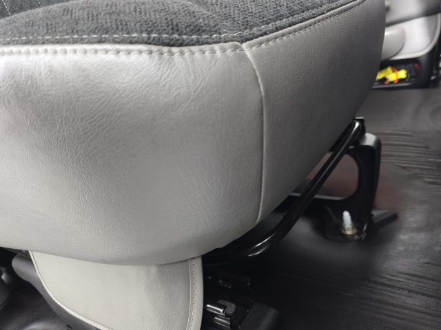 Used 2025 Summit White Chevrolet WT image 25