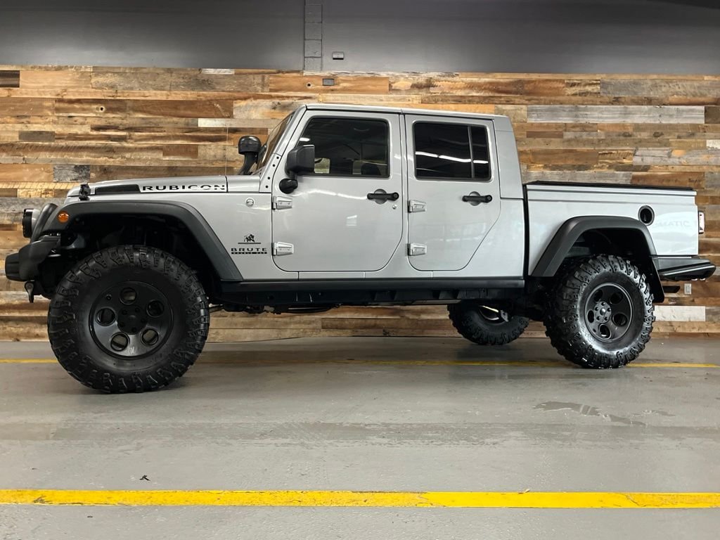 Used 2014 Billet Metallic Clearcoat Jeep Unlimited Rubicon image 46