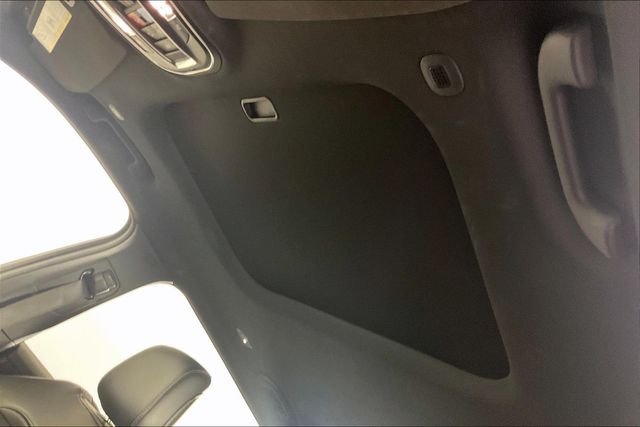 Used 2025 Silver Jeep Altitude X image 4
