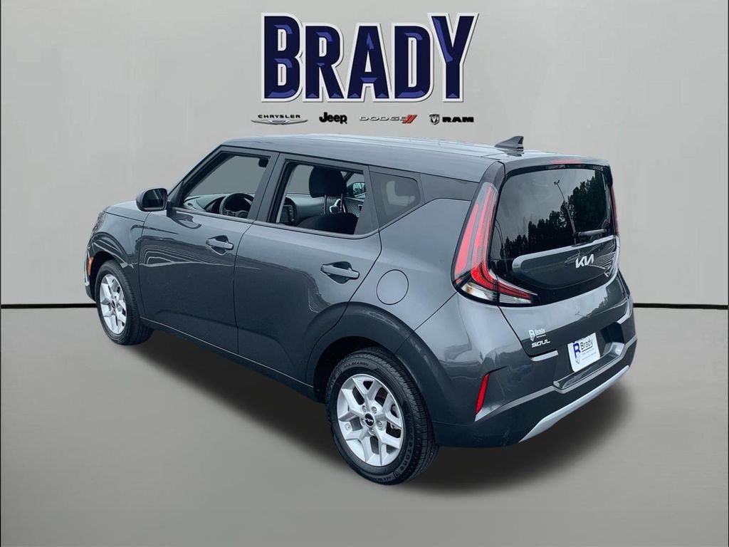 Used 2024 Gray Kia LX image 5