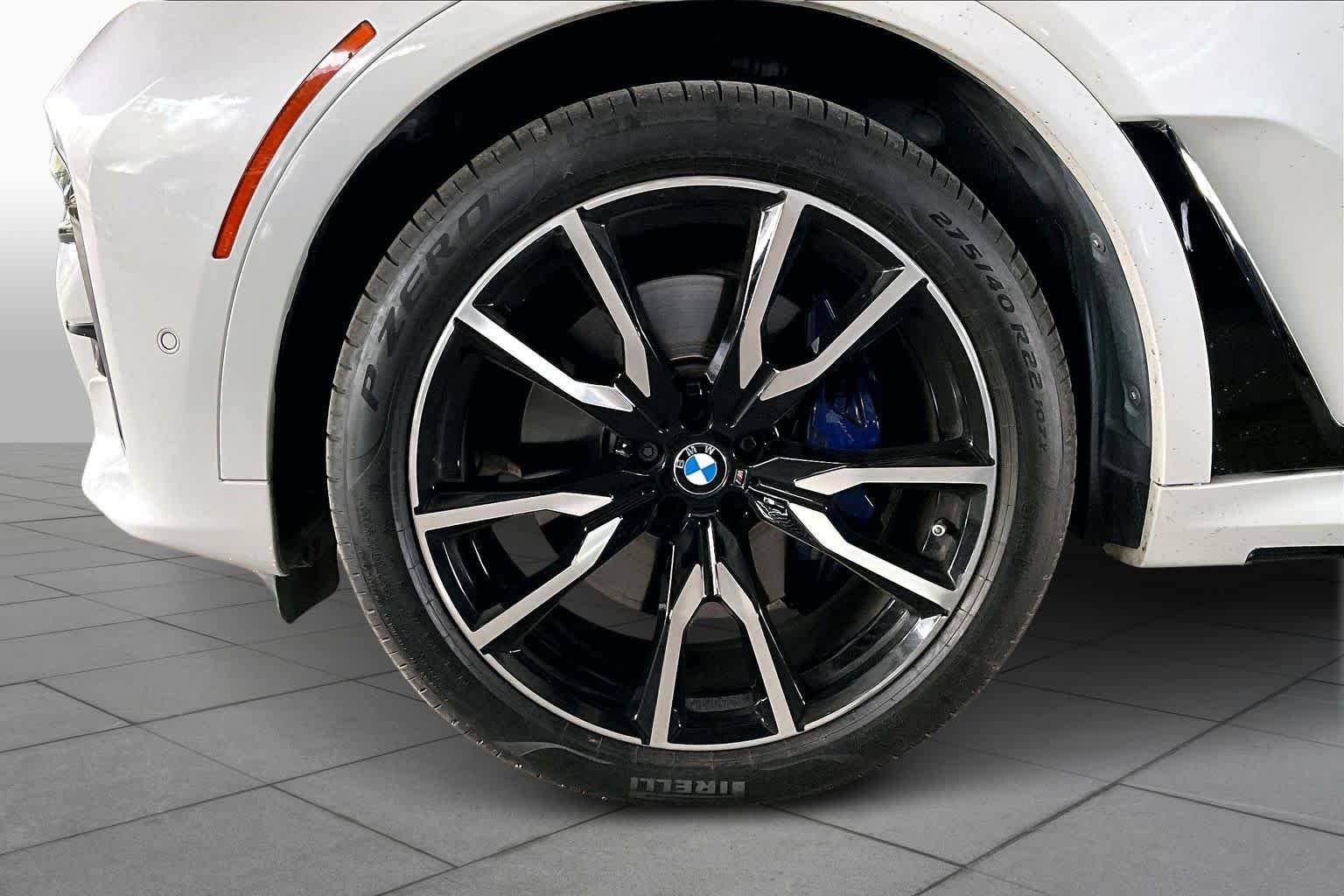 Used 2019 Mineral White Metallic BMW xDrive50i image 10