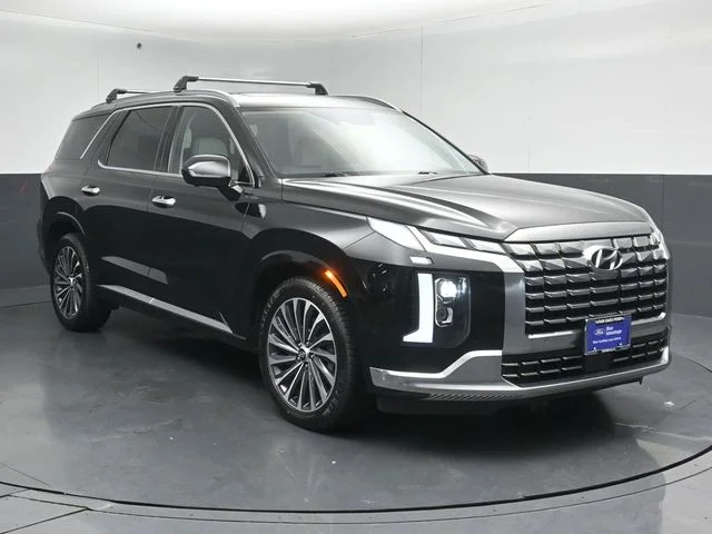 Certified Used 2025 Abyss Black Pearl Hyundai Calligraphy image 1