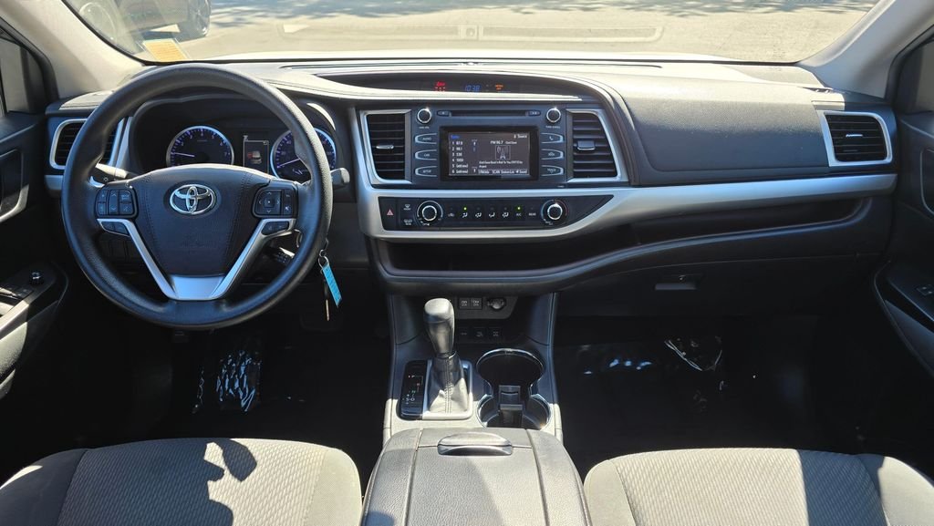 Used 2019 Blizzard Pearl Toyota LE image 19