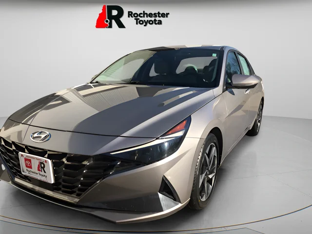 Used 2023 Silver Hyundai Limited image 9