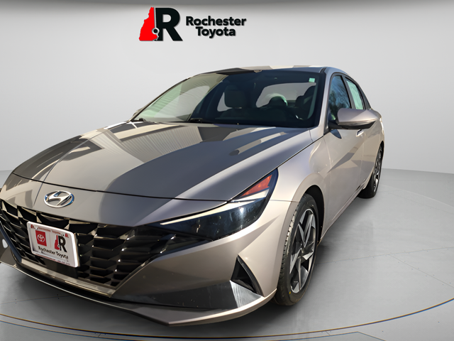 Used 2023 Silver Hyundai Limited image 9