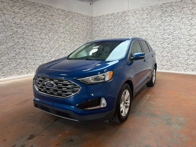Used 2020 Atlas Blue Metallic Ford SEL image 3