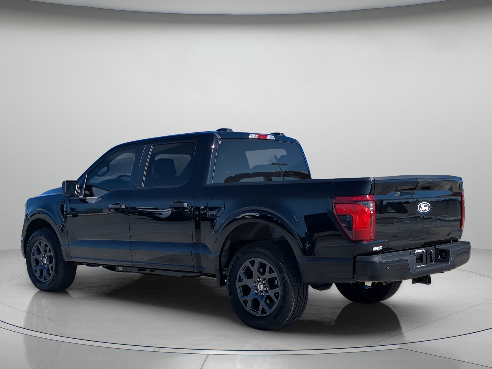 New 2026 Agate Black Metallic Ford STX Crew Cab Pickup image 39