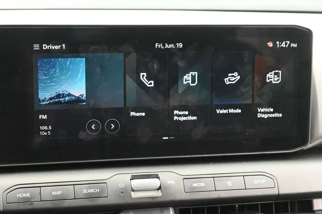 2025 Kia K4 LXS - Photo 19