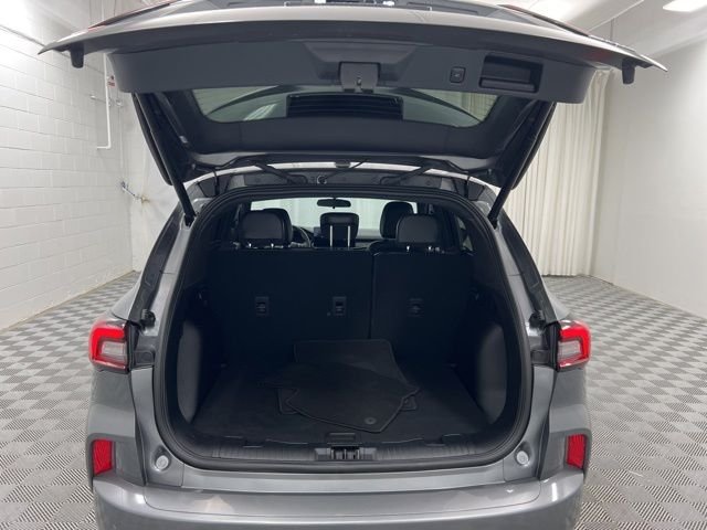 Used 2024 Carbonized Gray Metallic Ford ST-Line image 8